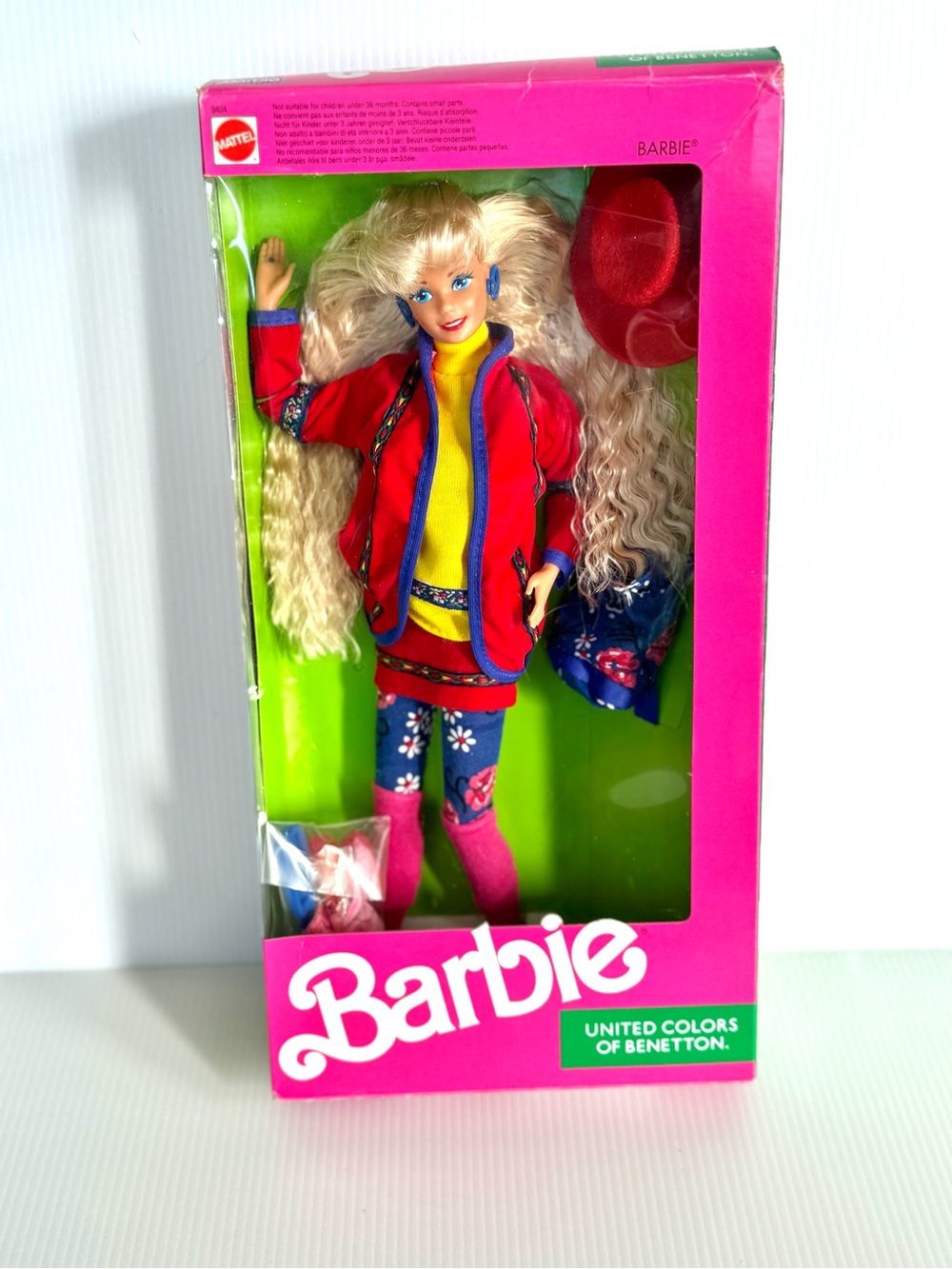 🩷NIB. United Colors Of Benetton Barbie - 1990